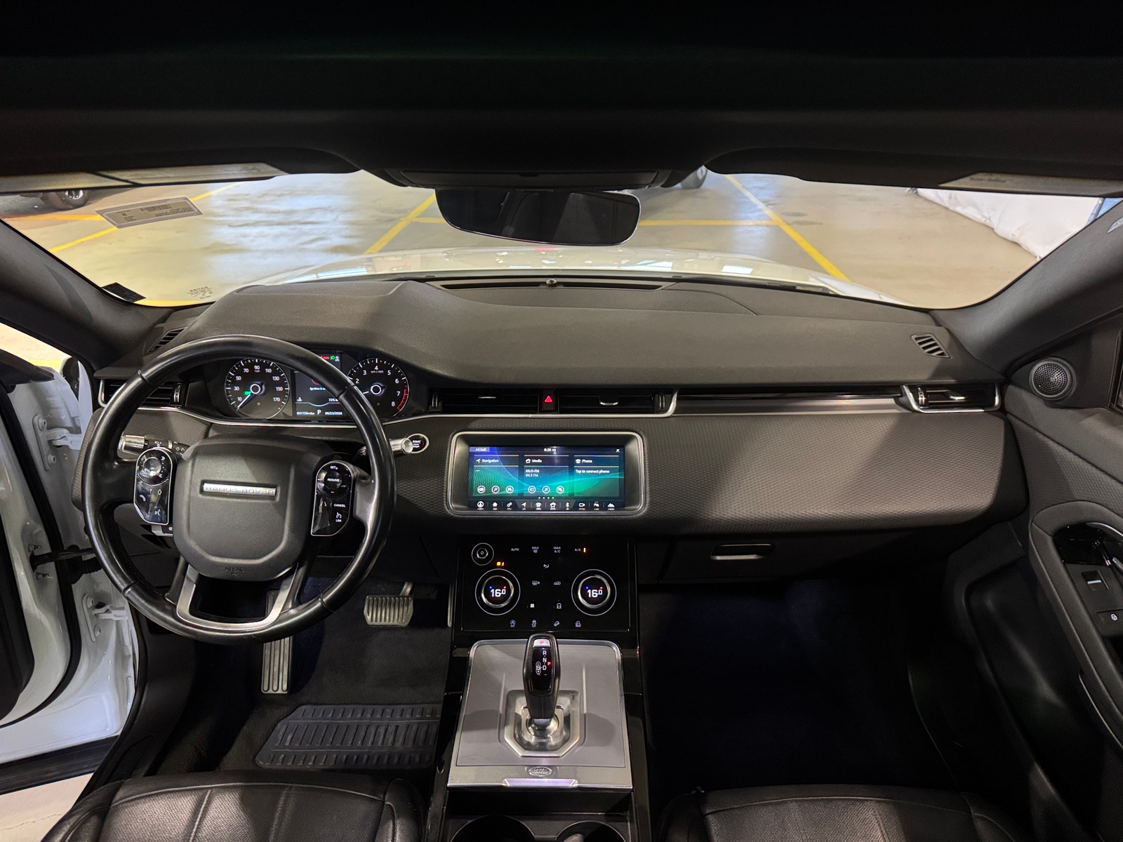 Thumbnail: 2020 Land Rover Range Rover Evoque - 2