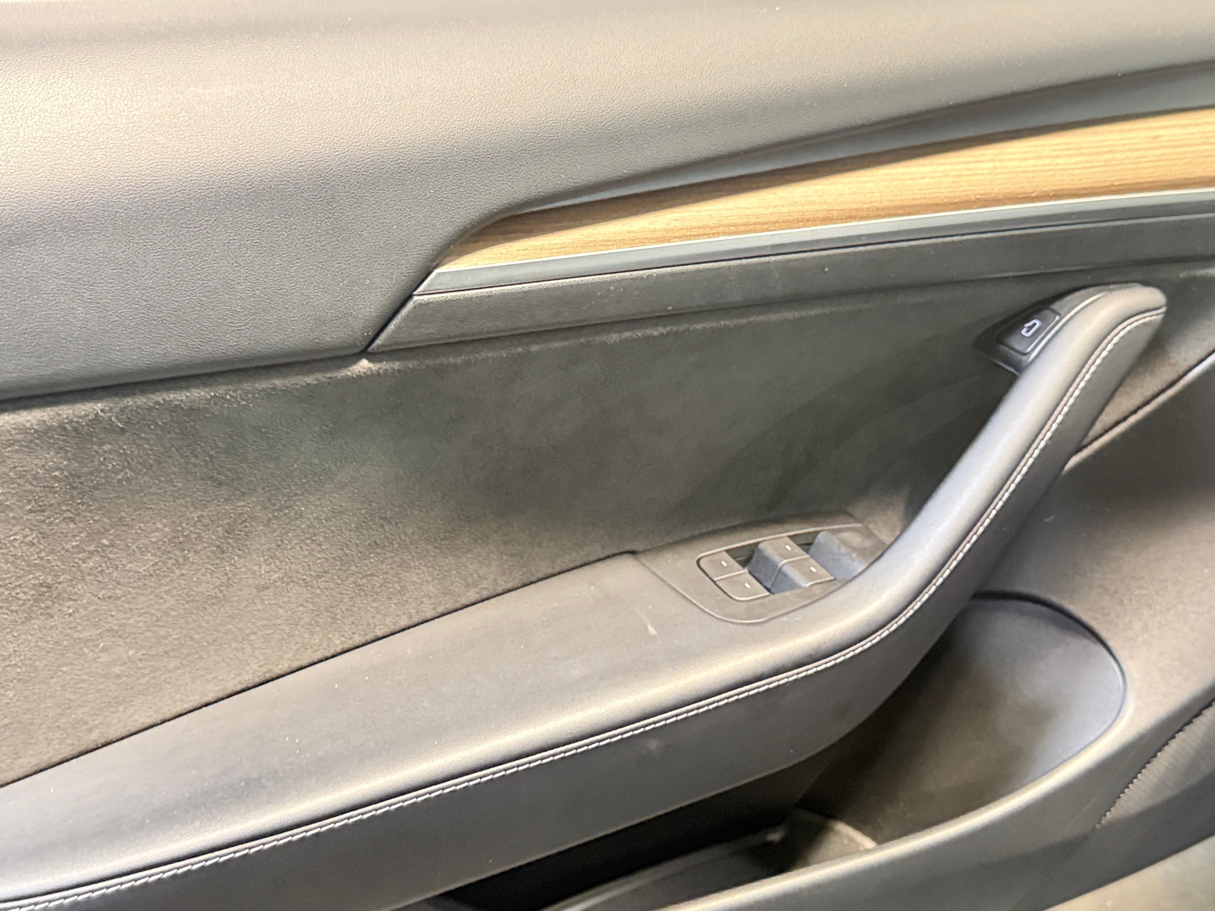 Used 2021 Tesla Model 3 Base with VIN 5YJ3E1EC2MF096647 for sale in Oak Creek, WI