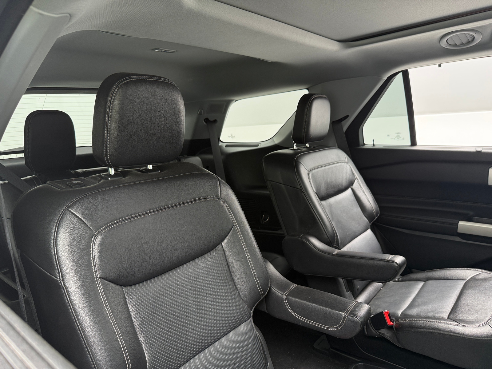 Thumbnail: 2021 Ford Explorer - 5