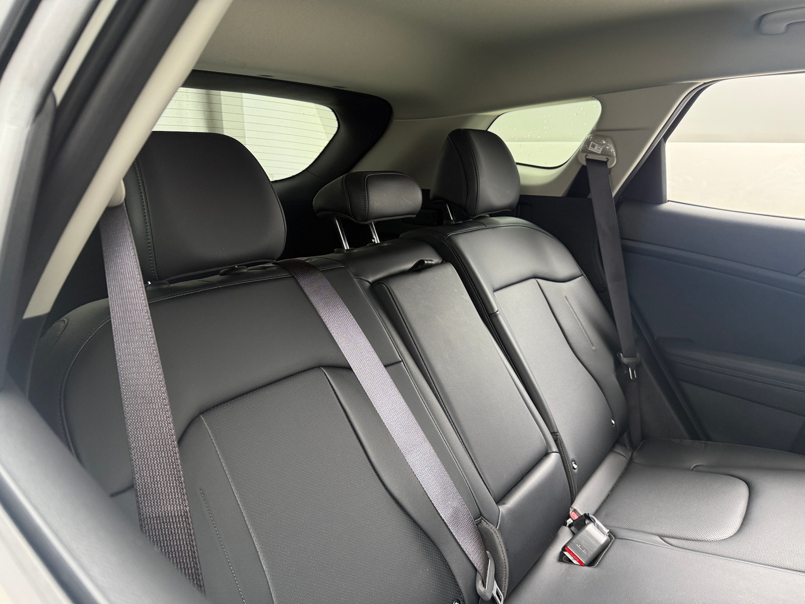 Thumbnail: 2023 Kia Sportage - 5