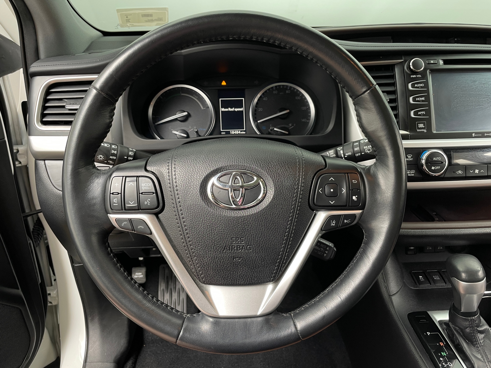 Thumbnail: 2019 Toyota Highlander - 4