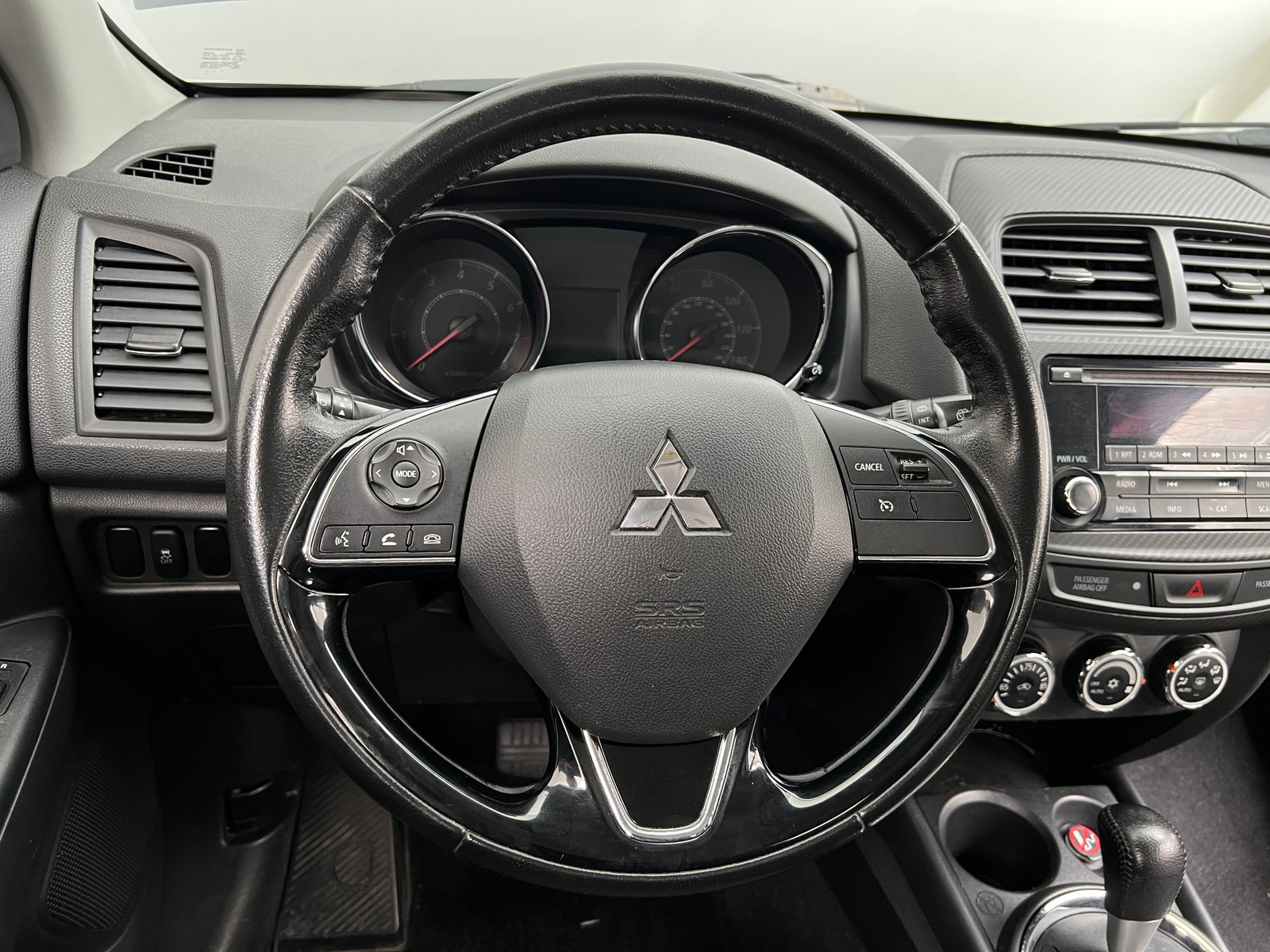 Thumbnail: 2017 Mitsubishi Outlander Sport - 5