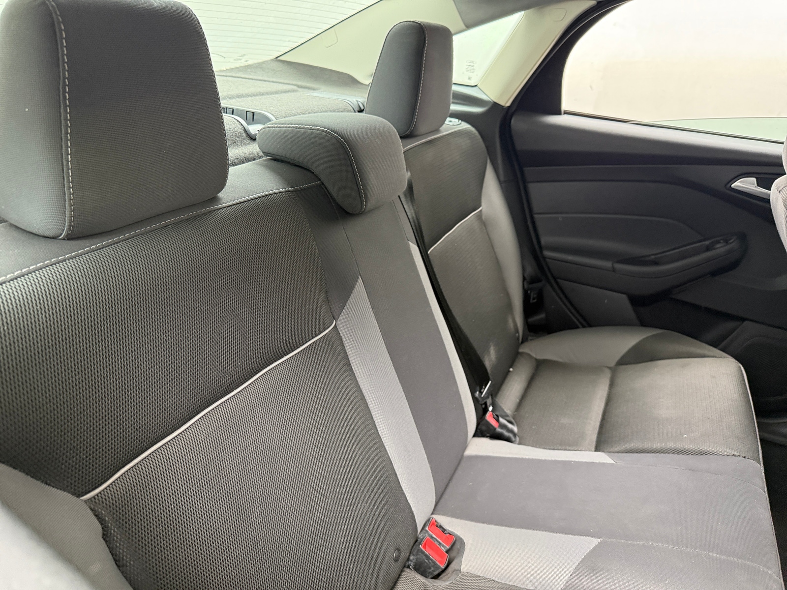 Thumbnail: 2014 Ford Focus - 6