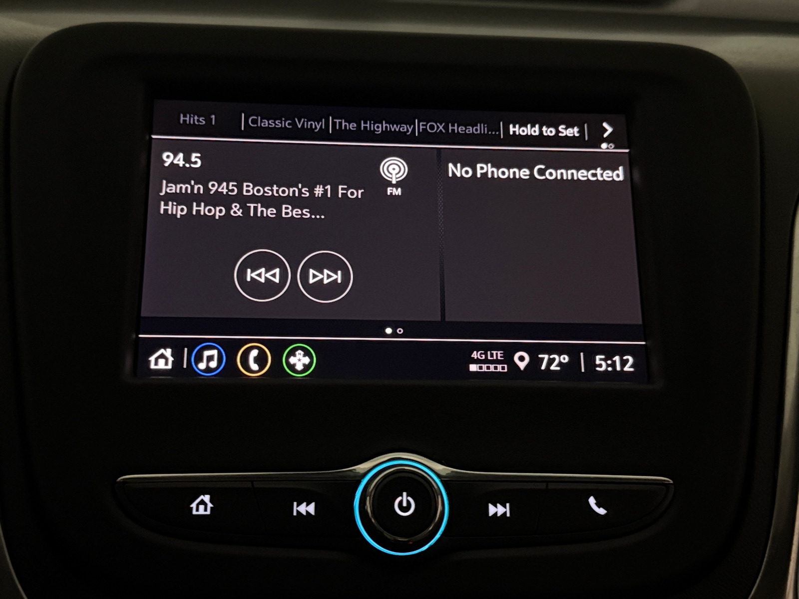 Thumbnail: 2022 Chevrolet Equinox - 4