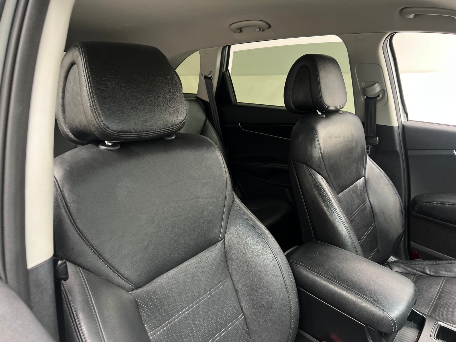 Thumbnail: 2016 Kia Sorento - 2
