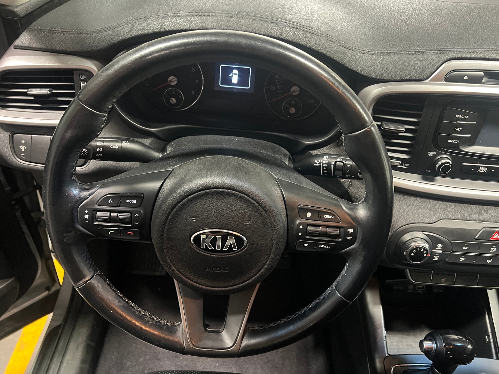 Thumbnail: 2016 Kia Sorento - 5