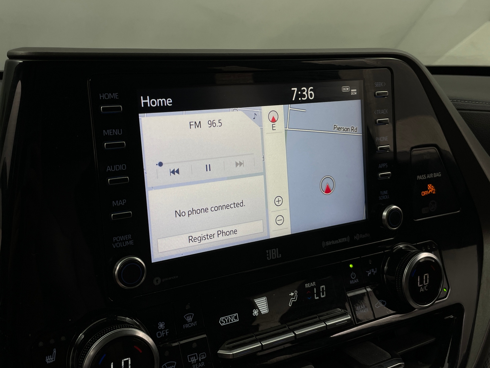 Thumbnail: 2022 Toyota Highlander - 3