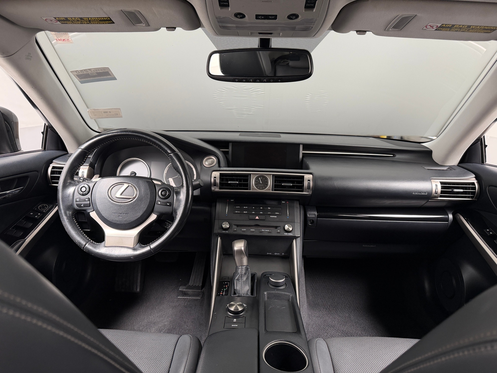 Thumbnail: 2015 Lexus IS - 2