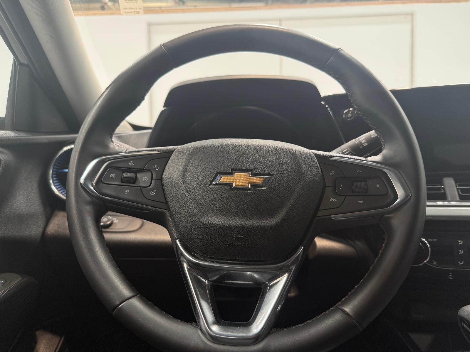 Thumbnail: 2025 Chevrolet Trax - 5