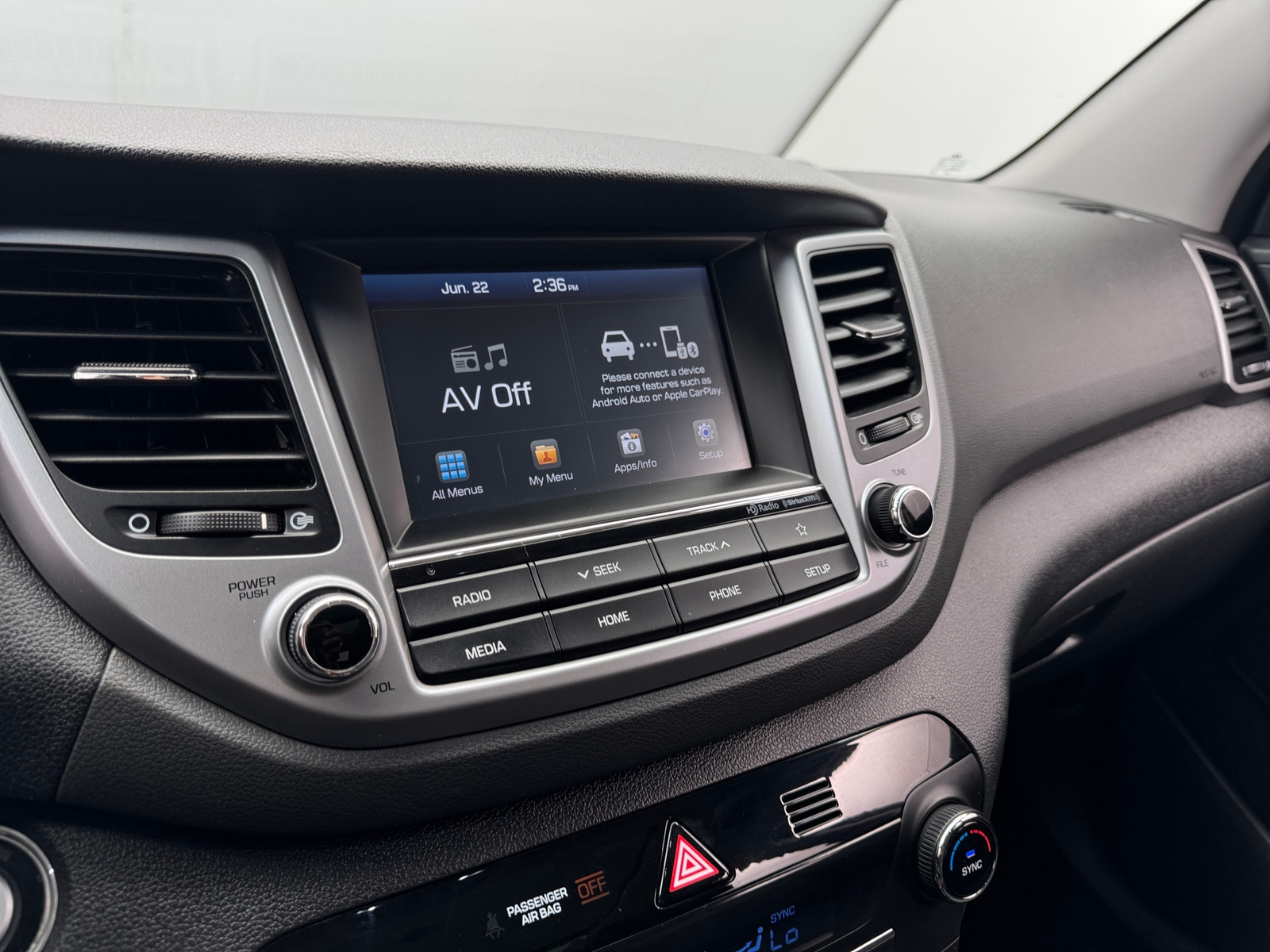 Thumbnail: 2018 Hyundai Tucson - 4