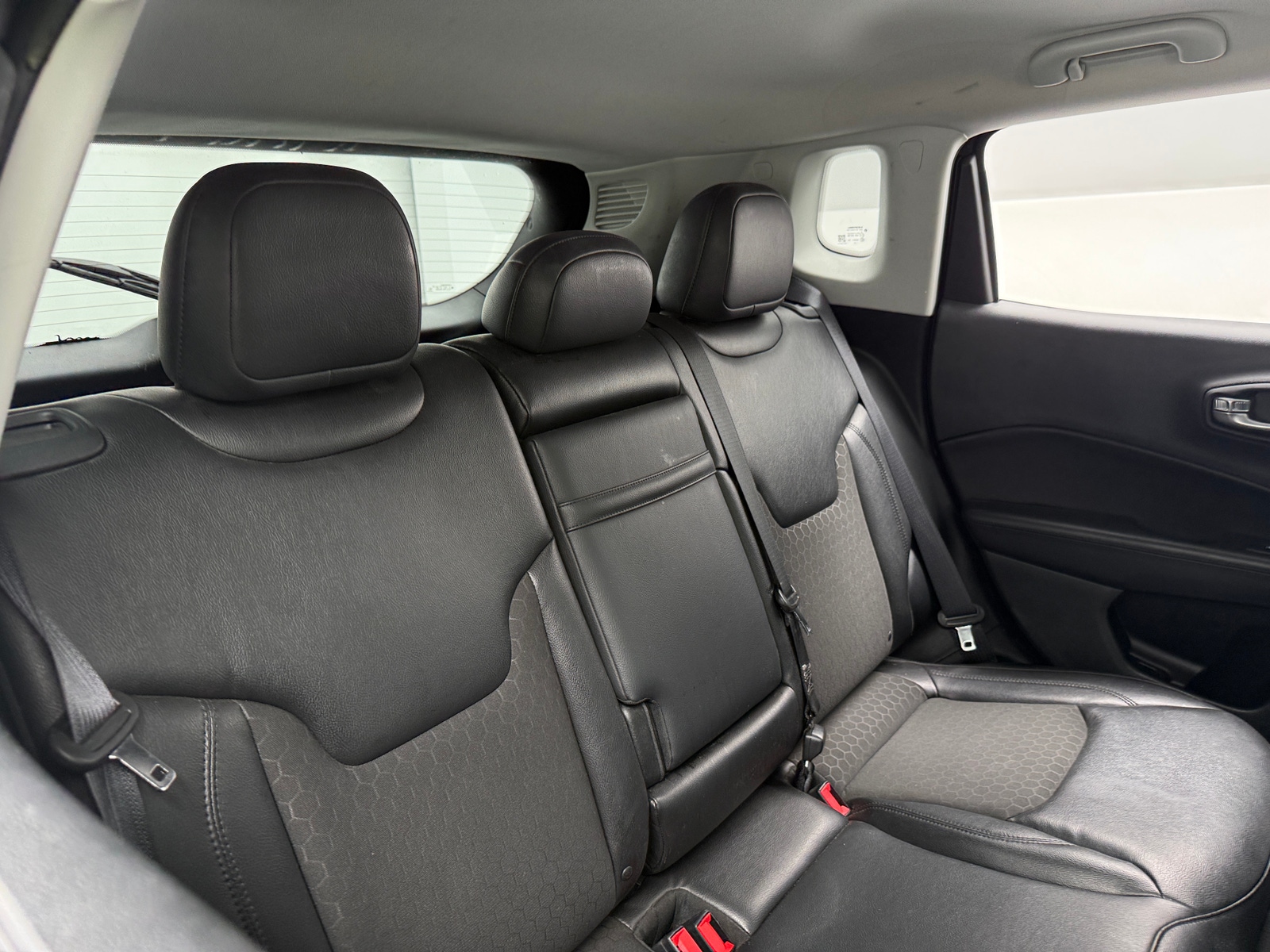 Thumbnail: 2018 Jeep Compass - 6