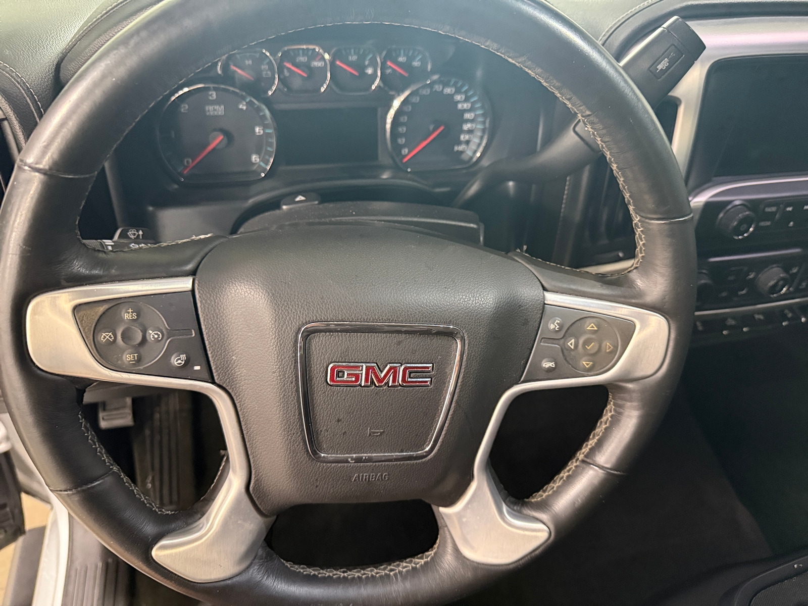 Thumbnail: 2017 GMC Sierra 1500 - 4