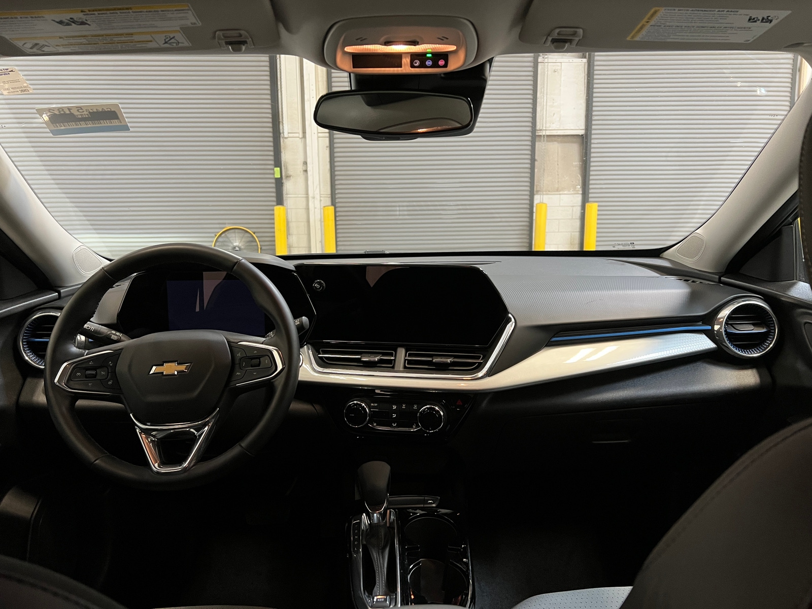 Thumbnail: 2025 Chevrolet Trax - 3