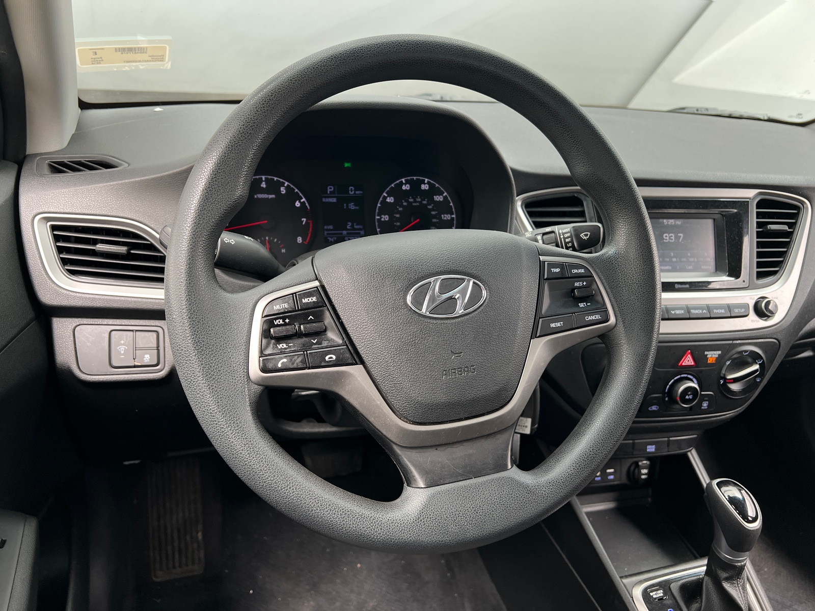 Thumbnail: 2018 Hyundai Accent - 5