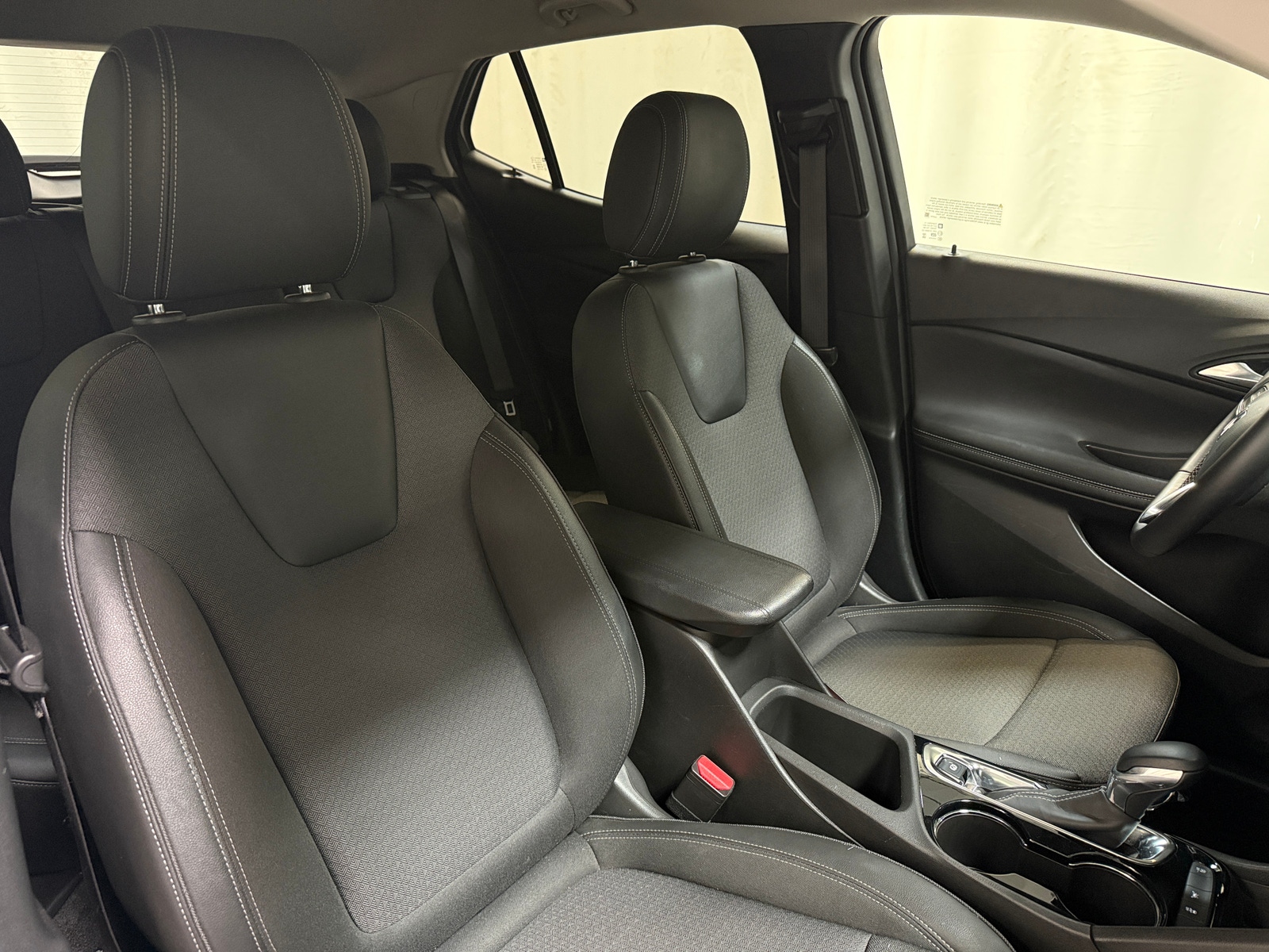 Thumbnail: 2025 Buick Encore GX - 2