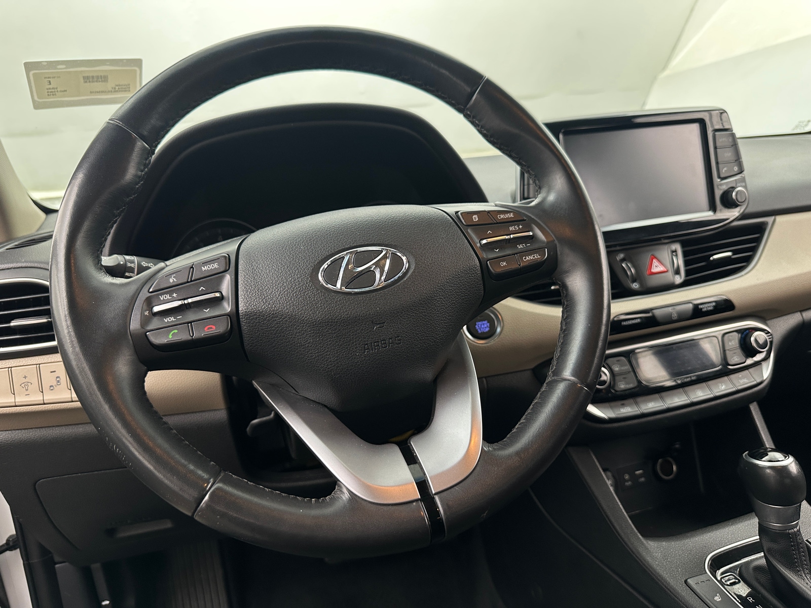 Thumbnail: 2018 Hyundai Elantra - 5