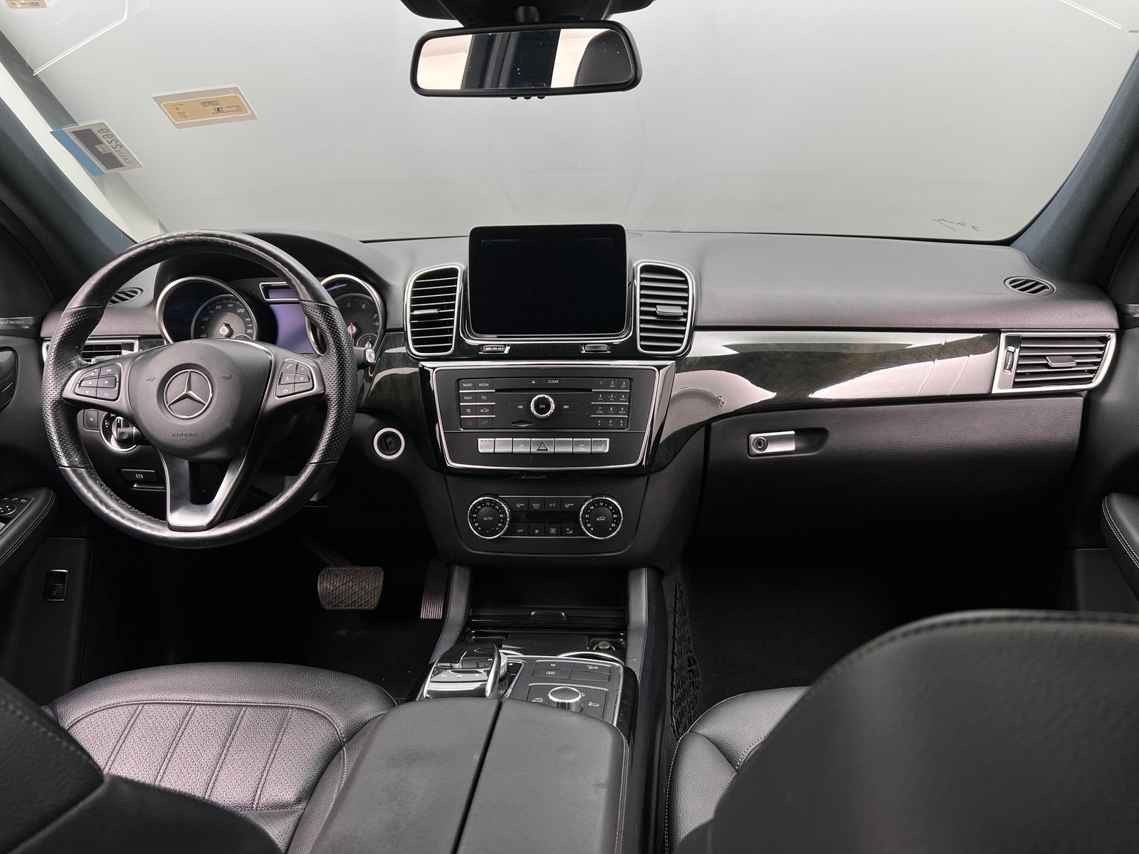 Thumbnail: 2018 Mercedes-Benz GLE - 2