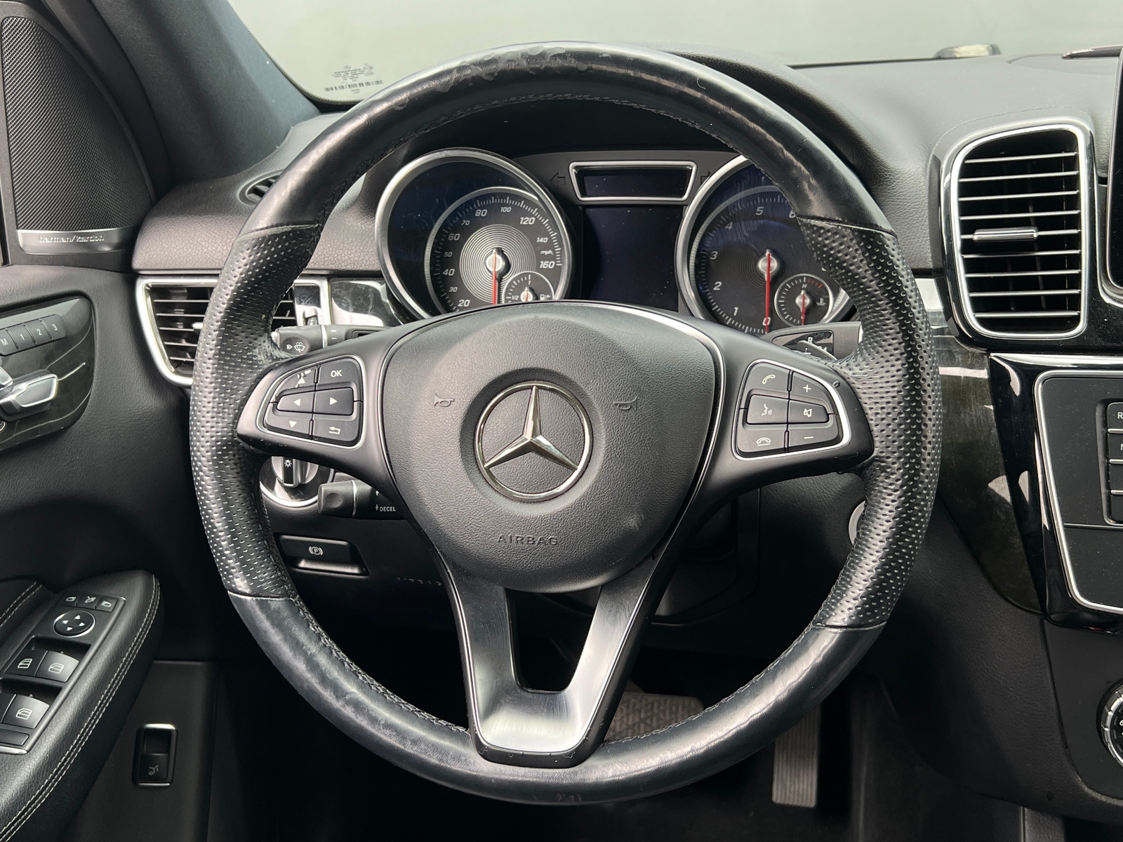 Thumbnail: 2018 Mercedes-Benz GLE - 4