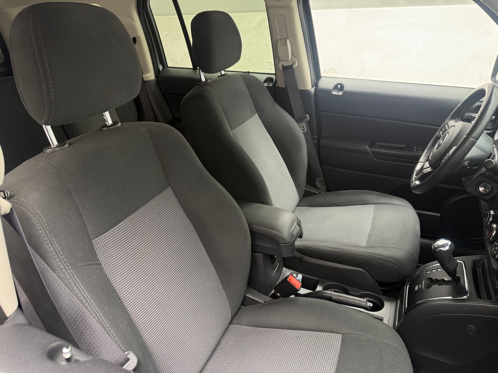 Thumbnail: 2015 Jeep Patriot - 2
