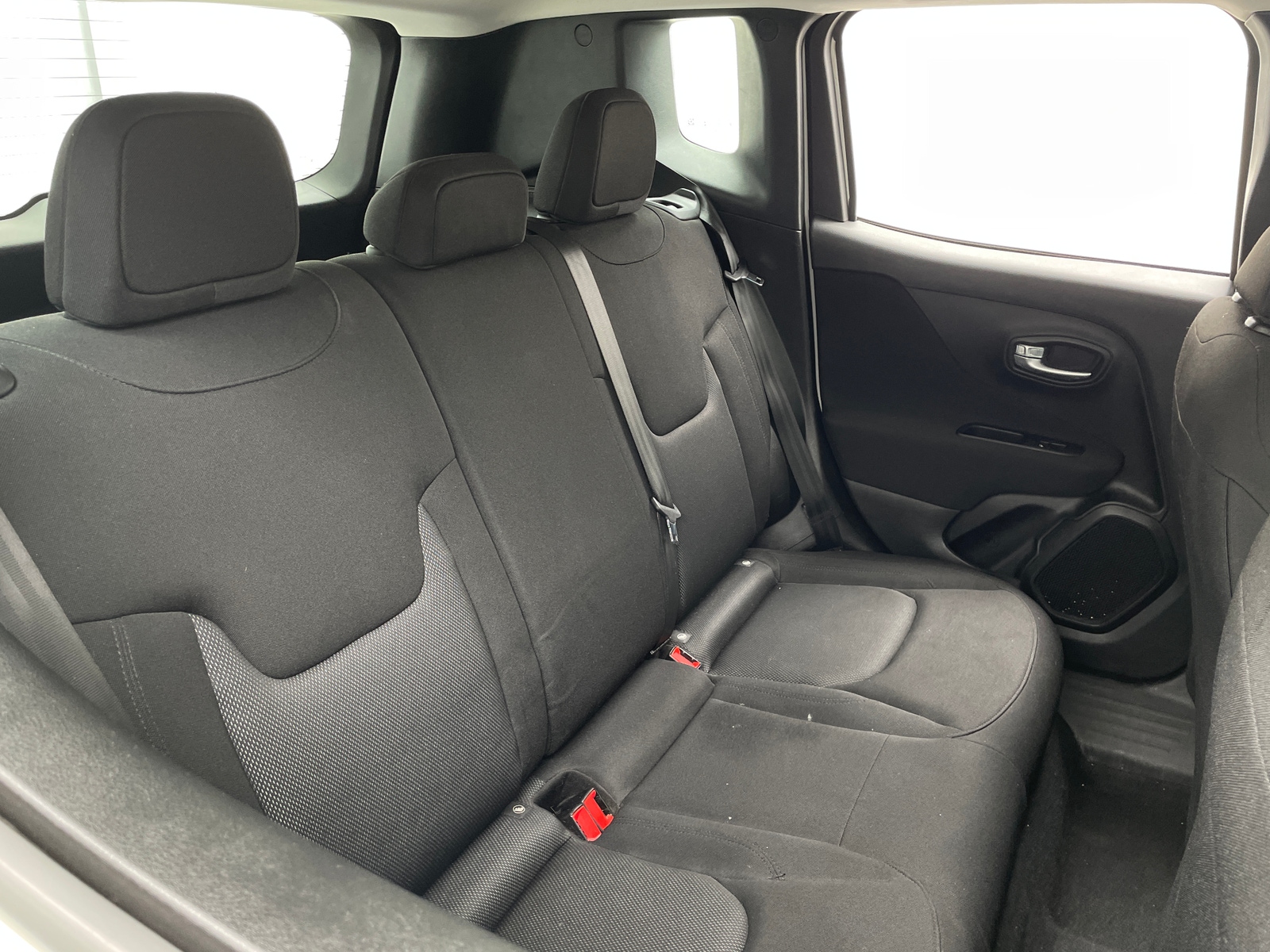 Thumbnail: 2020 Jeep Renegade - 6