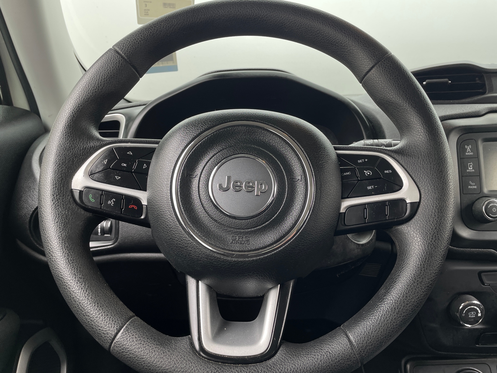 Thumbnail: 2020 Jeep Renegade - 5