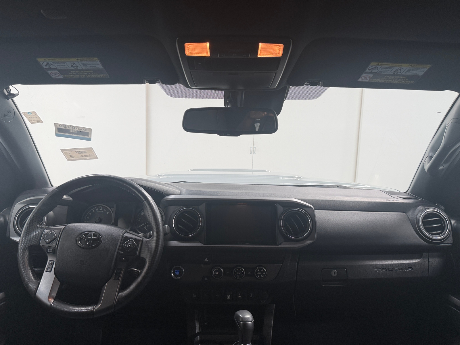 Thumbnail: 2019 Toyota Tacoma - 3