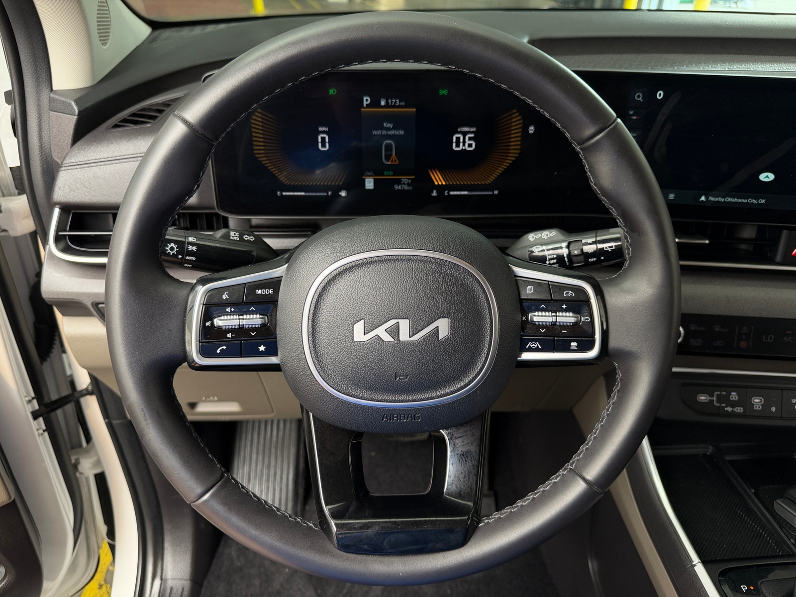 Thumbnail: 2026 Kia Carnival - 4