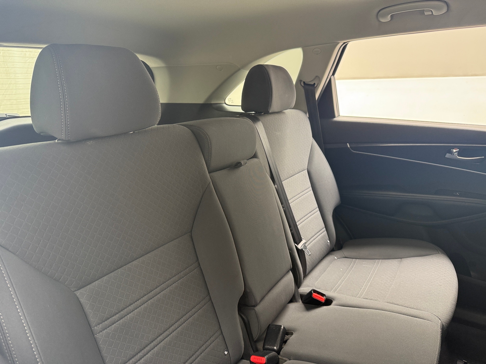Thumbnail: 2016 Kia Sorento - 6