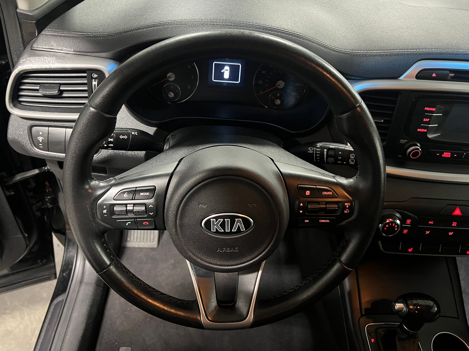 Thumbnail: 2016 Kia Sorento - 5