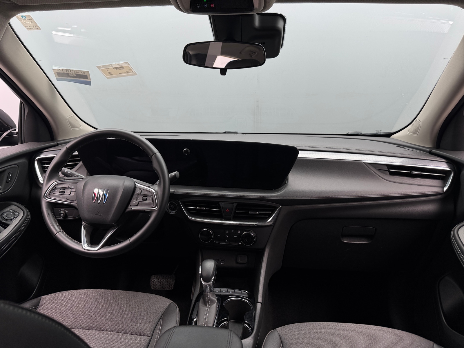 Thumbnail: 2025 Buick Encore GX - 3
