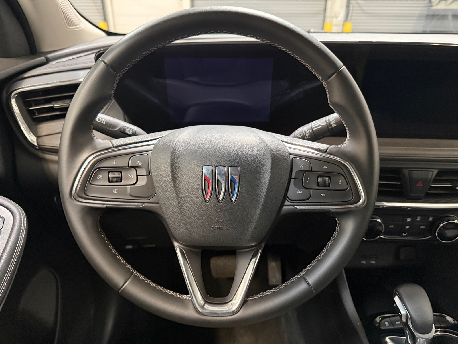 Thumbnail: 2025 Buick Encore GX - 4