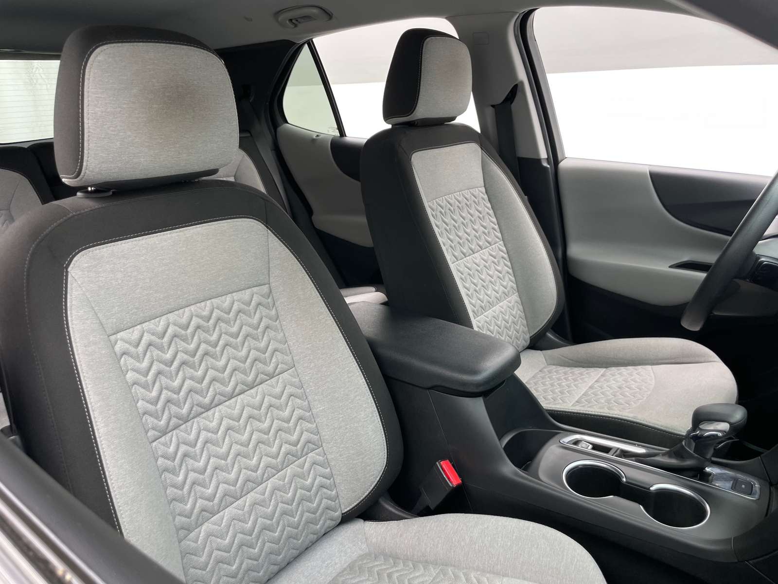 Thumbnail: 2022 Chevrolet Equinox - 2