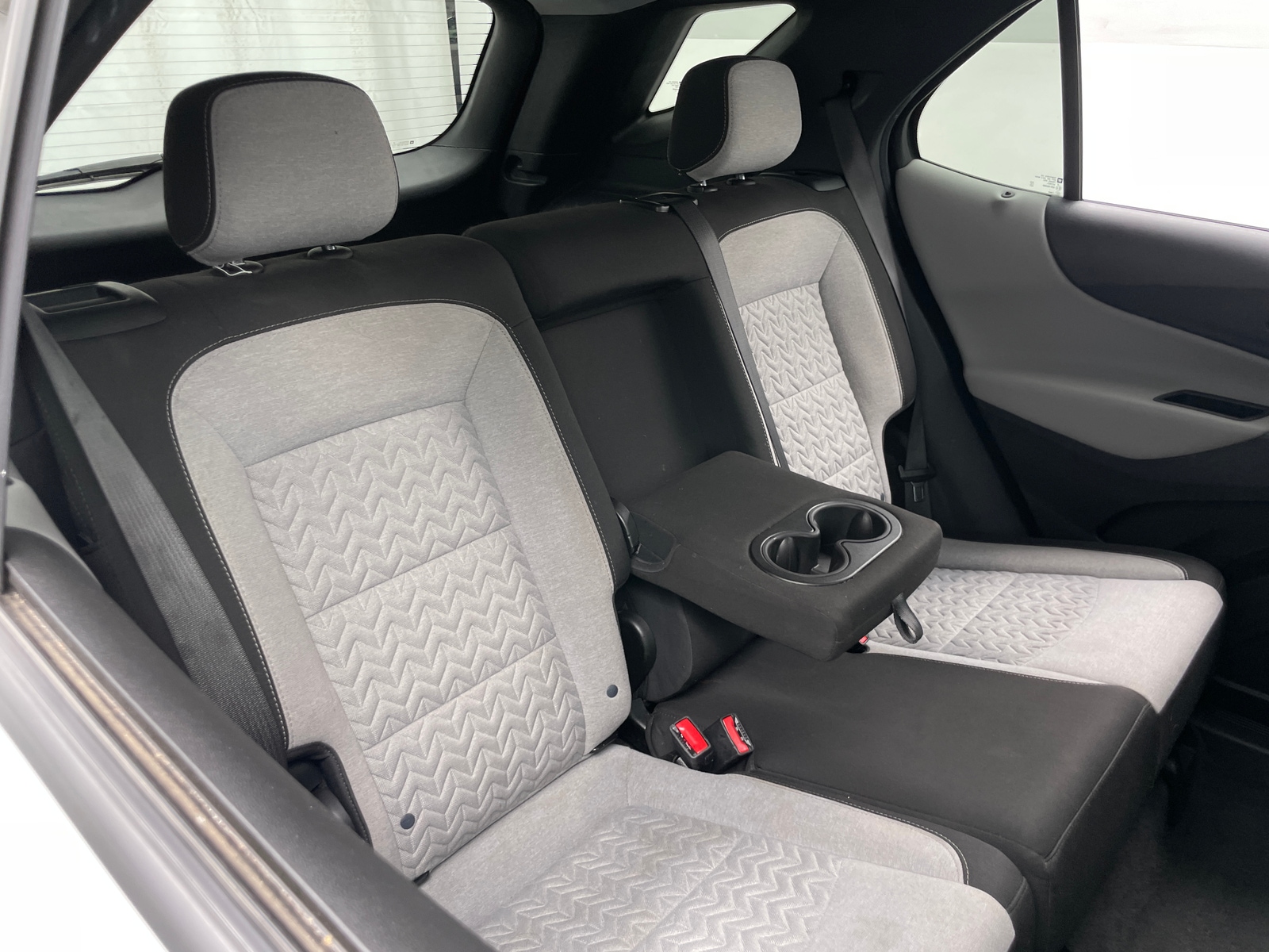 Thumbnail: 2022 Chevrolet Equinox - 6