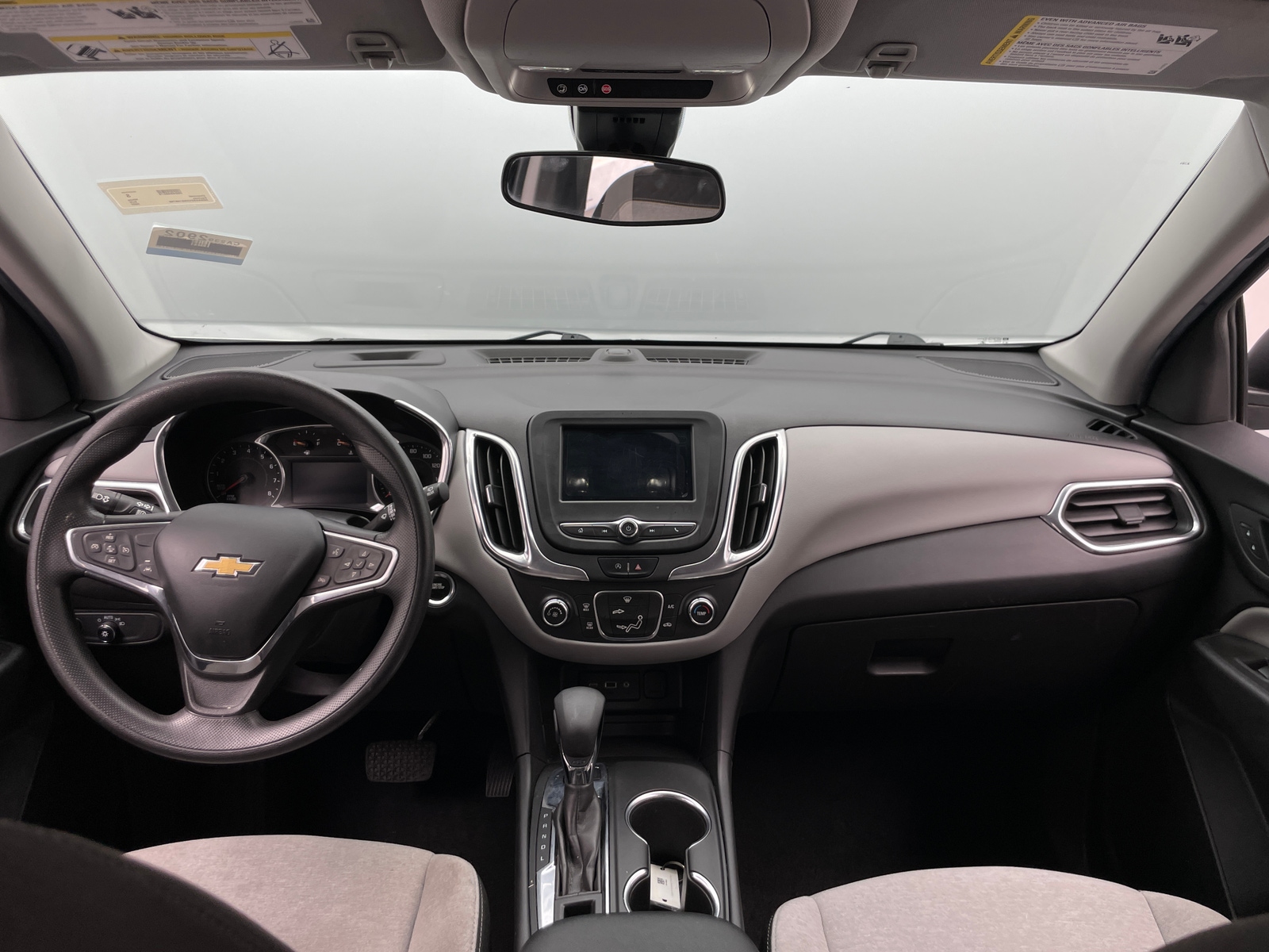 Thumbnail: 2022 Chevrolet Equinox - 3