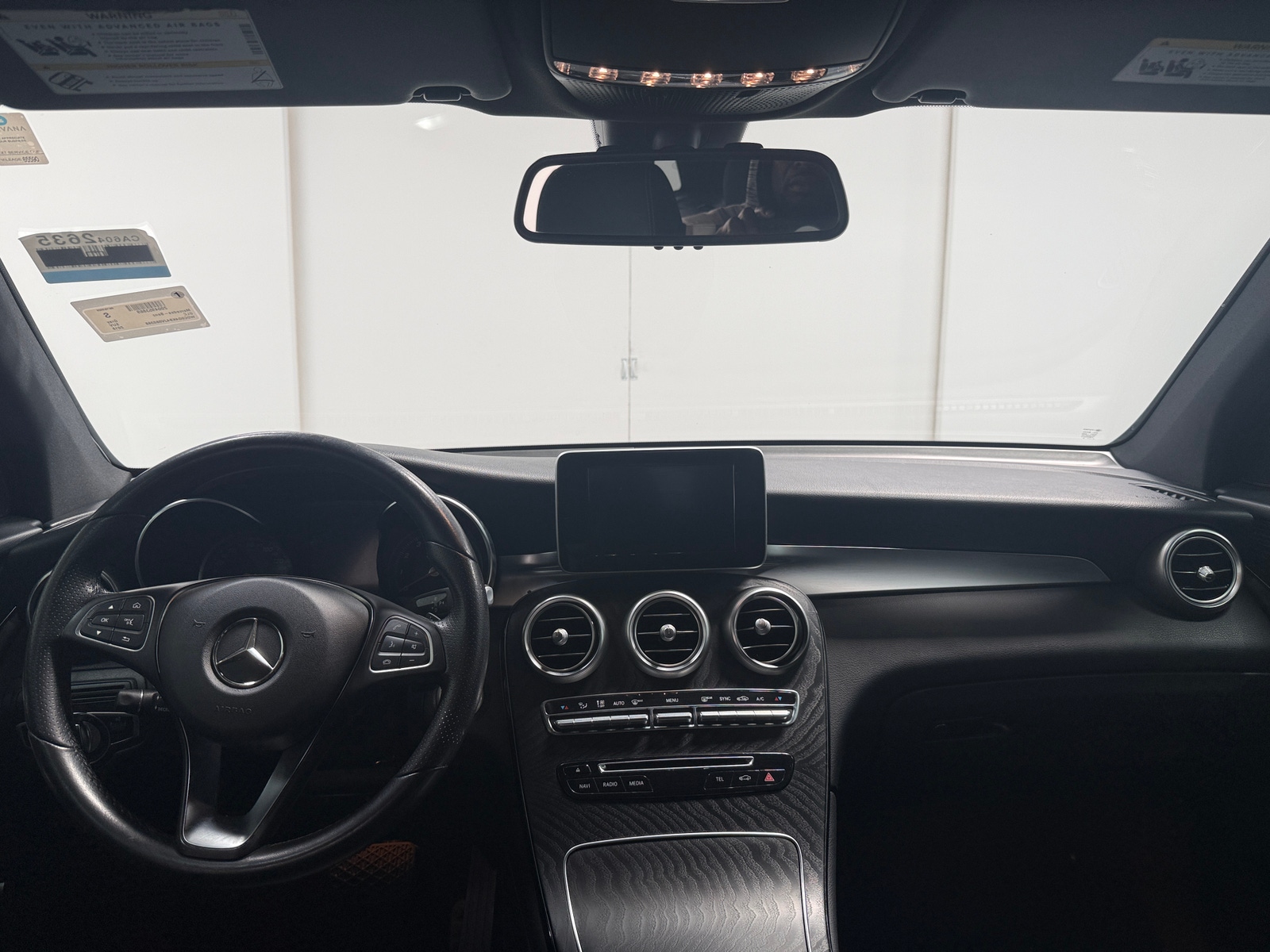 Thumbnail: 2018 Mercedes-Benz GLC - 2