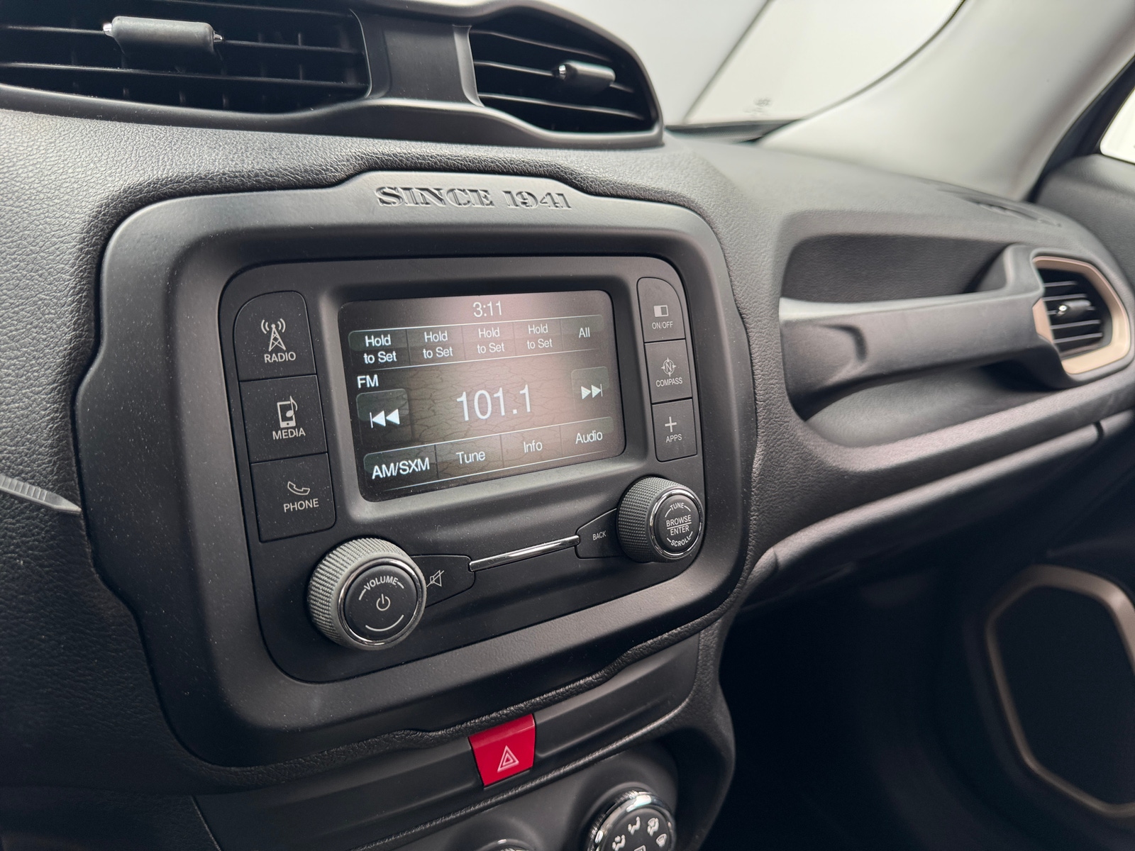 Thumbnail: 2017 Jeep Renegade - 4