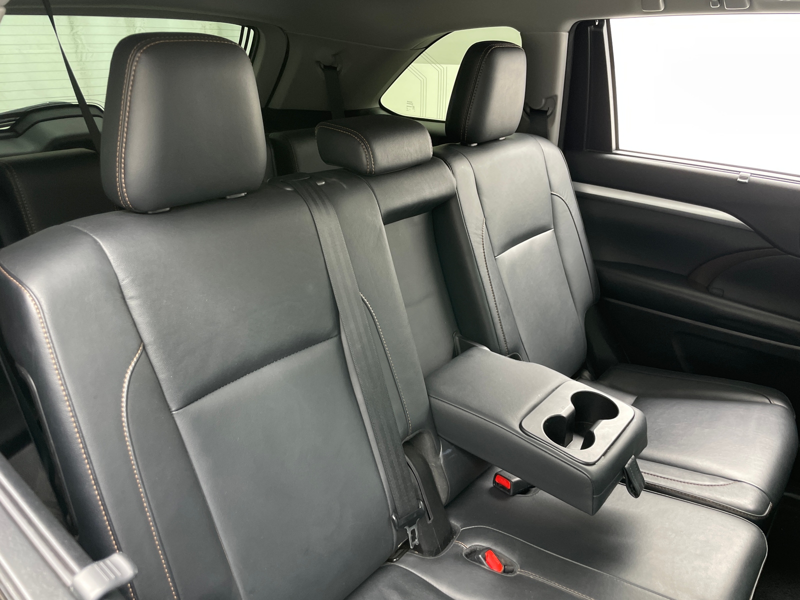 Thumbnail: 2018 Toyota Highlander - 5