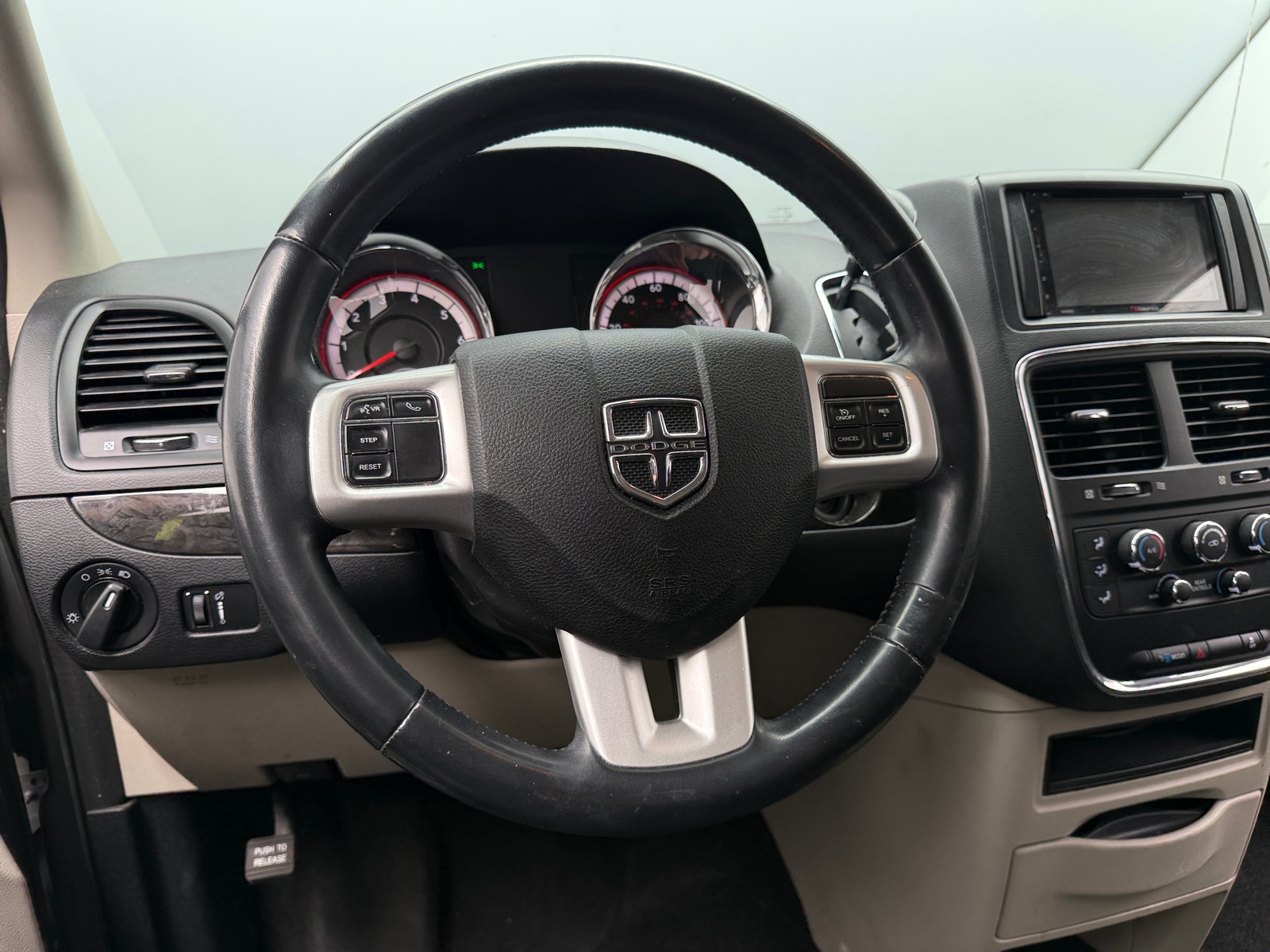 Thumbnail: 2017 Dodge Grand Caravan - 5