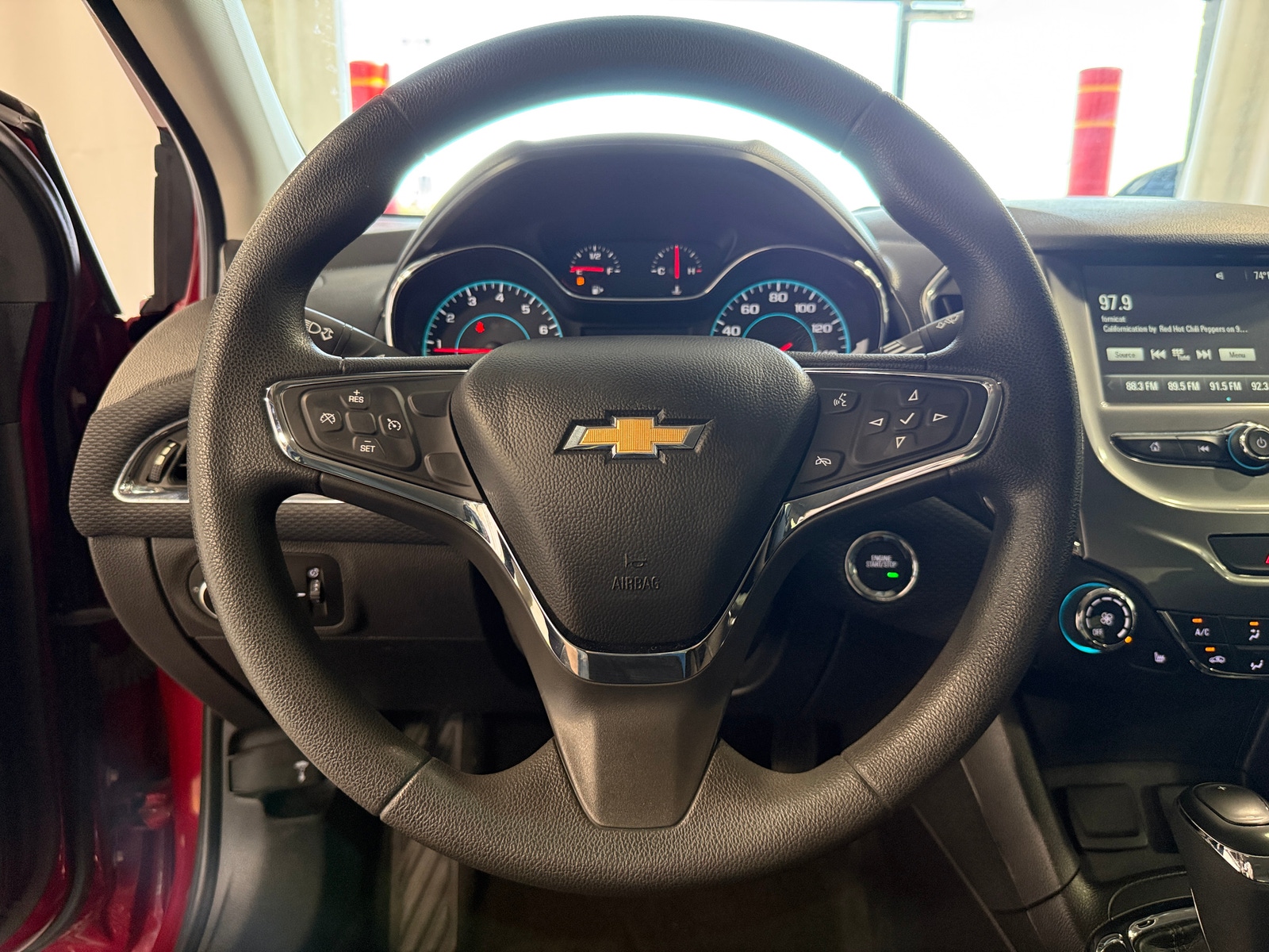 Thumbnail: 2018 Chevrolet Cruze - 5