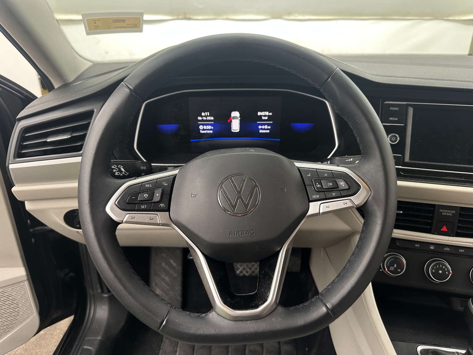 Thumbnail: 2022 Volkswagen Jetta - 5