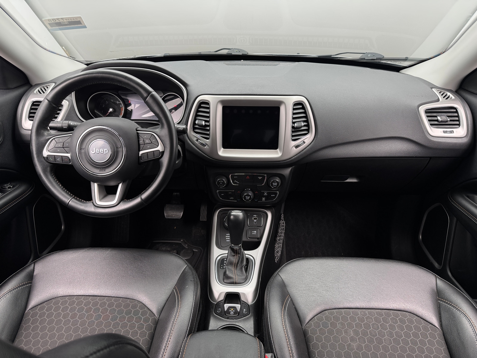 Thumbnail: 2020 Jeep Compass - 3