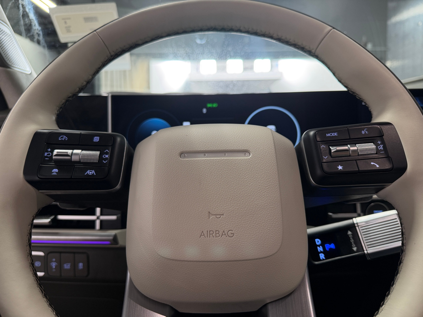 Thumbnail: 2025 Hyundai Santa Fe - 4