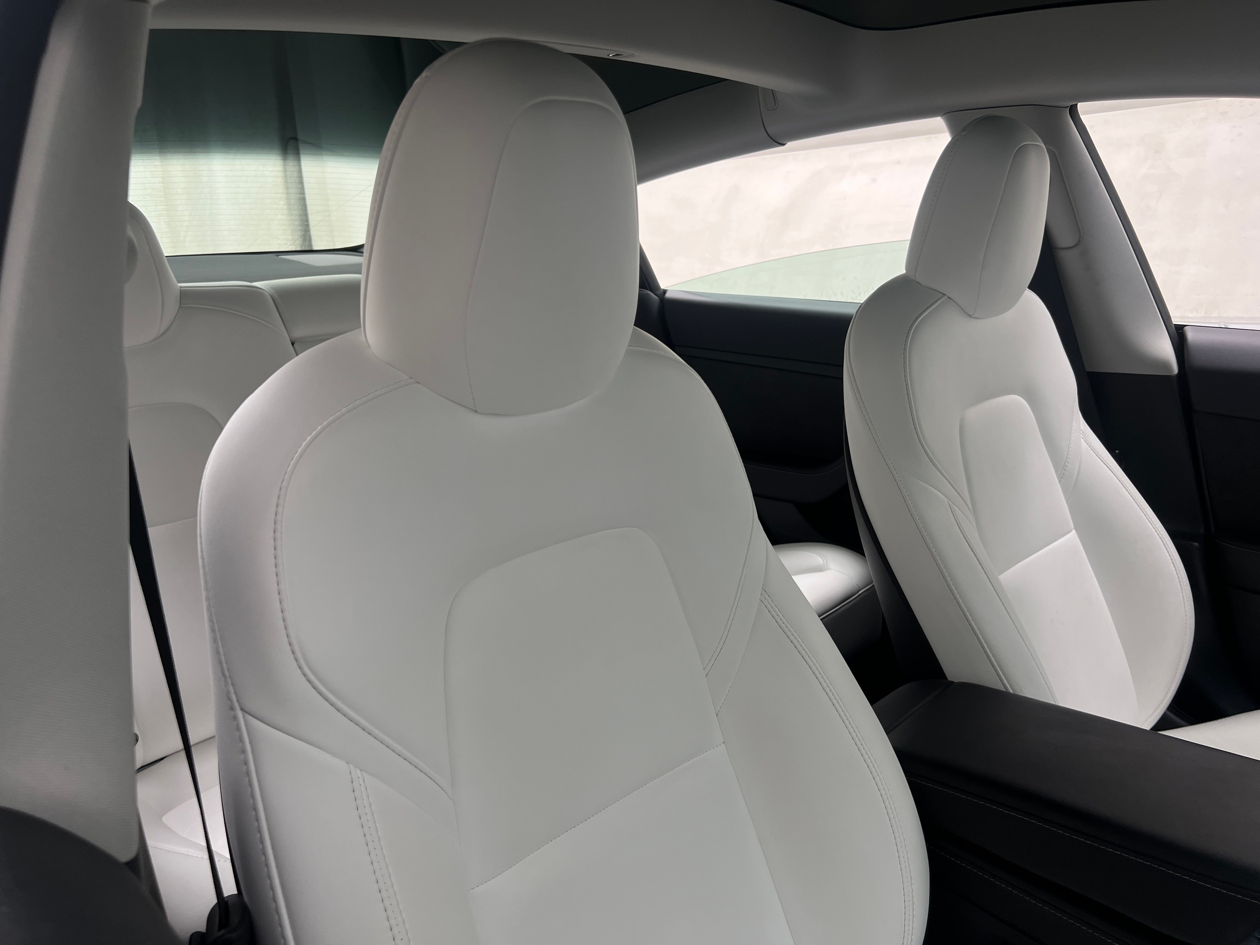 Used 2022 Tesla Model 3 Long Range with VIN 5YJ3E1EBXNF128768 for sale in Auburn, WA