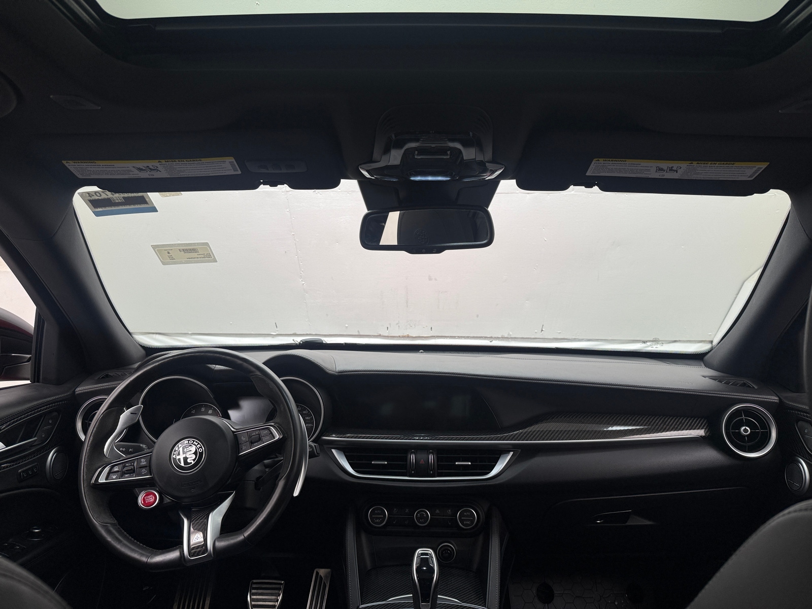 Thumbnail: 2022 Alfa Romeo Stelvio - 2