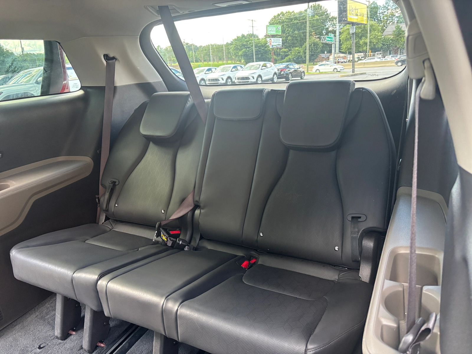 Thumbnail: 2026 Kia Carnival - 5