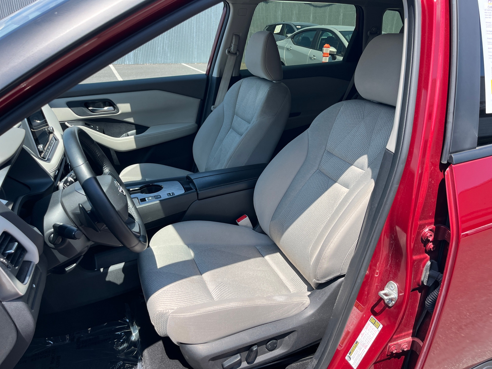 Thumbnail: 2025 Nissan Rogue - 2