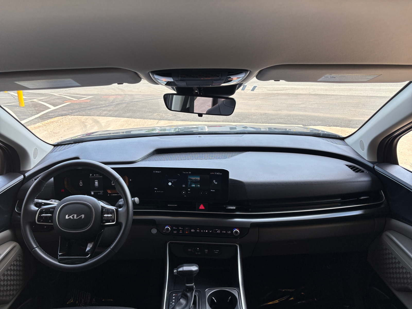 Thumbnail: 2026 Kia Carnival - 3