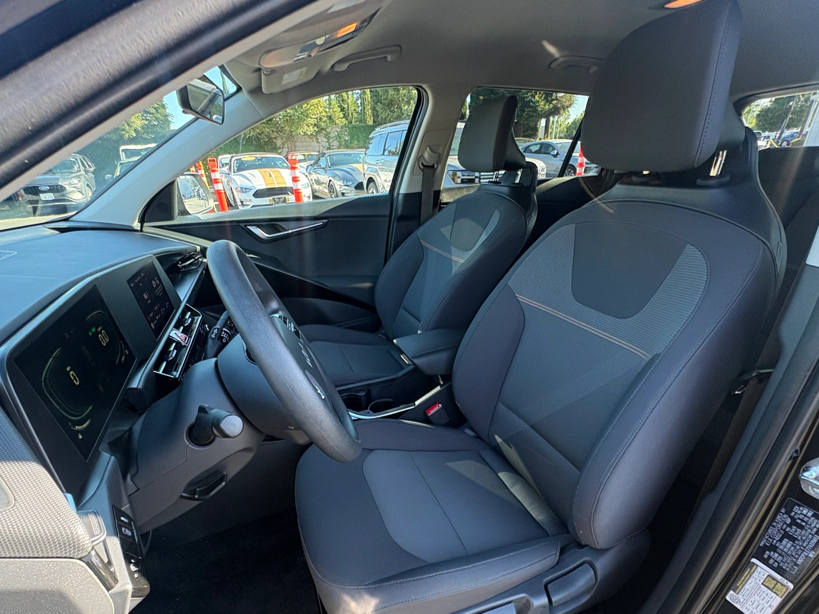Thumbnail: 2026 Kia Niro - 2