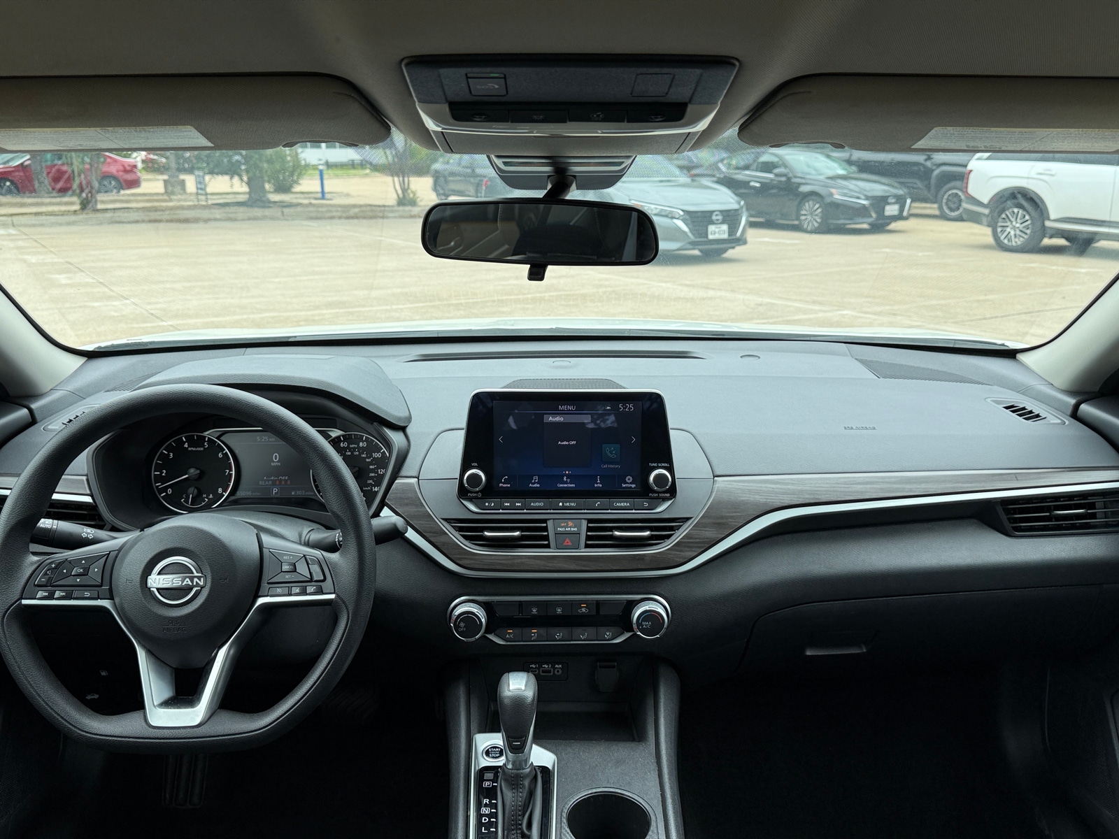 Thumbnail: 2025 Nissan Altima - 3