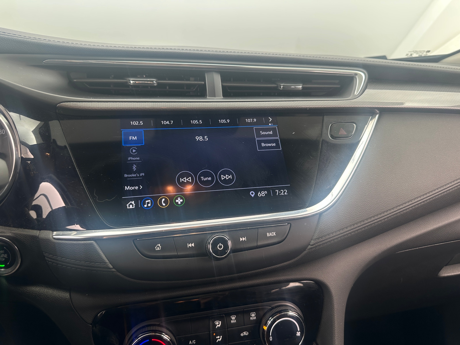 Thumbnail: 2023 Buick Encore GX - 3